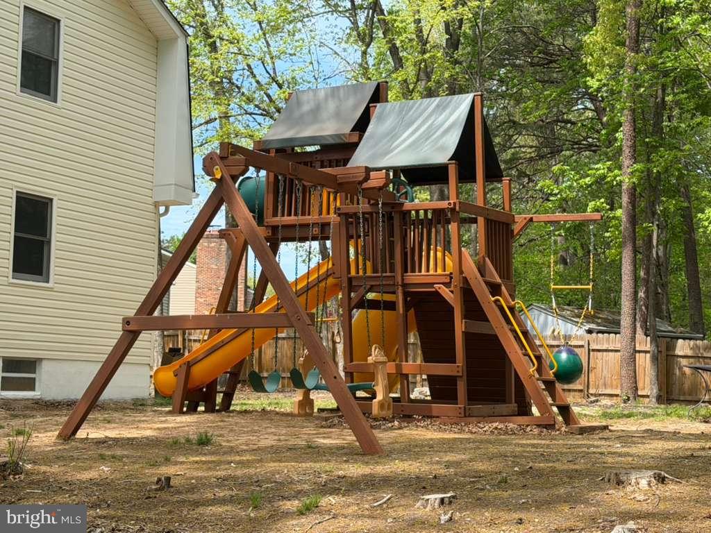 127 Oaklawn Road Stafford, VA 22554 - Photo 7 of 54 a view of outdoor space with seating