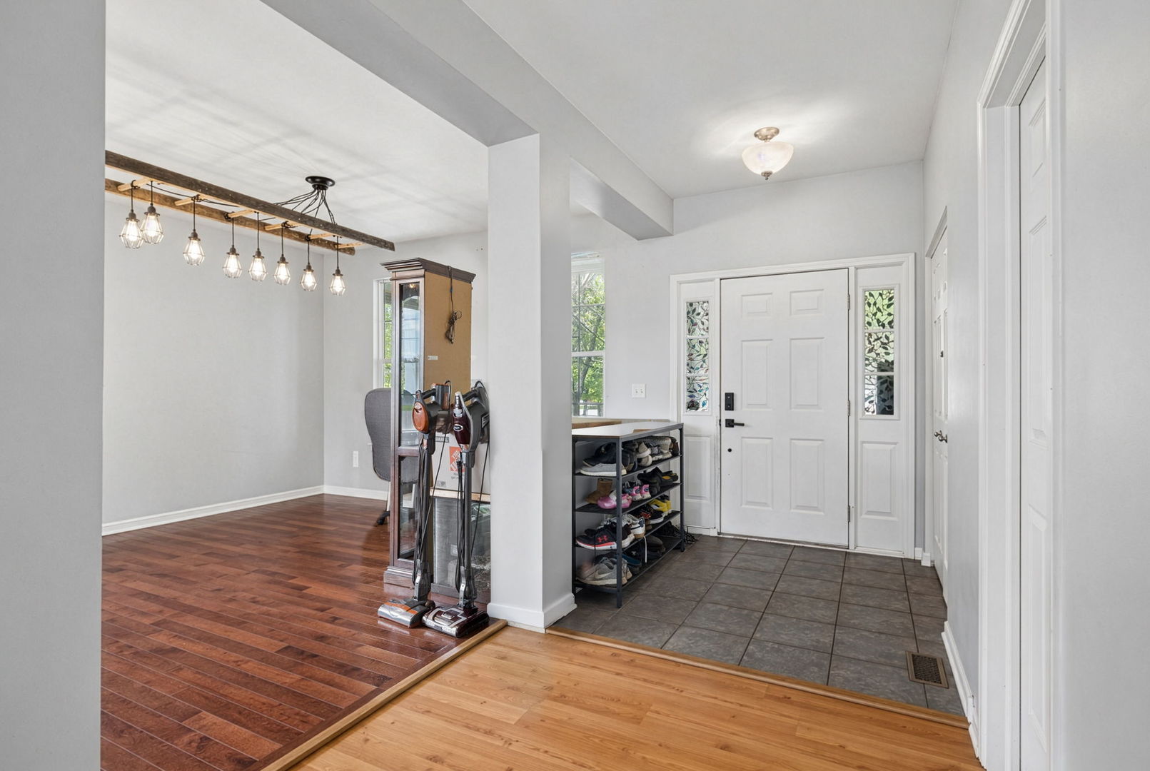 6404 Roth Court Joliet, IL 60431 - Photo 5 of 27 Gallery Image 5