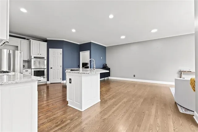 $749,900 | 14706 Mohawk Circle, Leawood, KS 66224