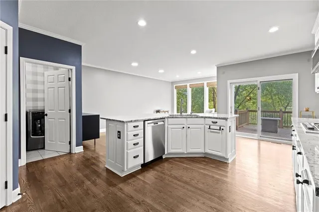 $749,900 | 14706 Mohawk Circle, Leawood, KS 66224