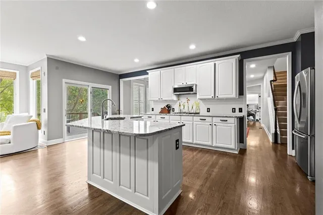 $749,900 | 14706 Mohawk Circle, Leawood, KS 66224