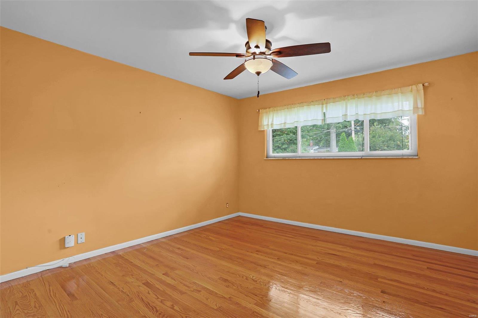 9330 Buxton Drive St. Louis, MO 63126 - Photo 17 of 27