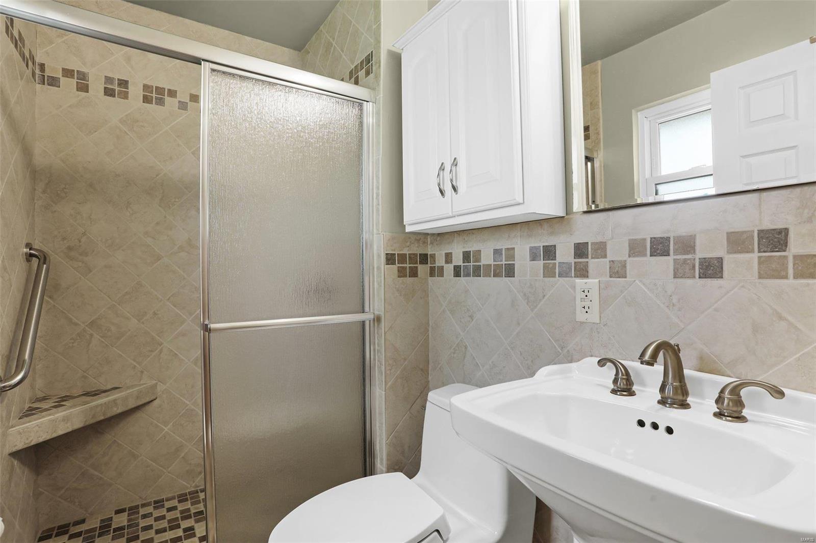 9330 Buxton Drive St. Louis, MO 63126 - Photo 19 of 27