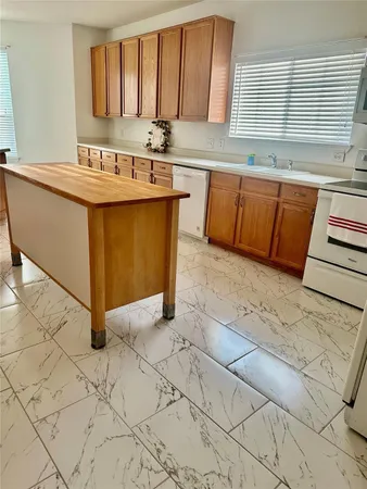 $2,375 | 521 Paladin Place, Round Rock, TX 78664