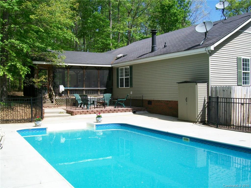 2861 Bush Road Clover, SC 29710 - Photo 3 of 24 Gallery Image 3