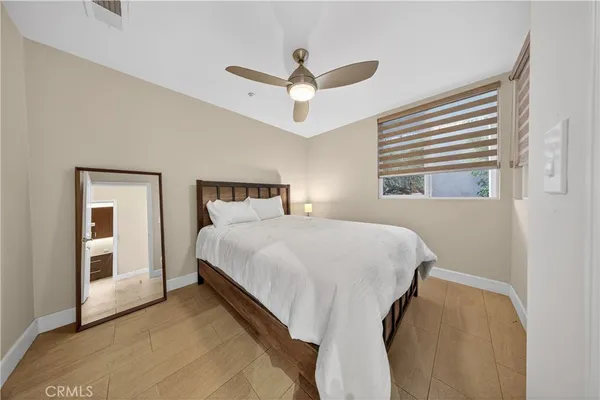$1,149,000 | 1400 East Ocean Boulevard, Unit 1106, Long Beach, CA 90802
