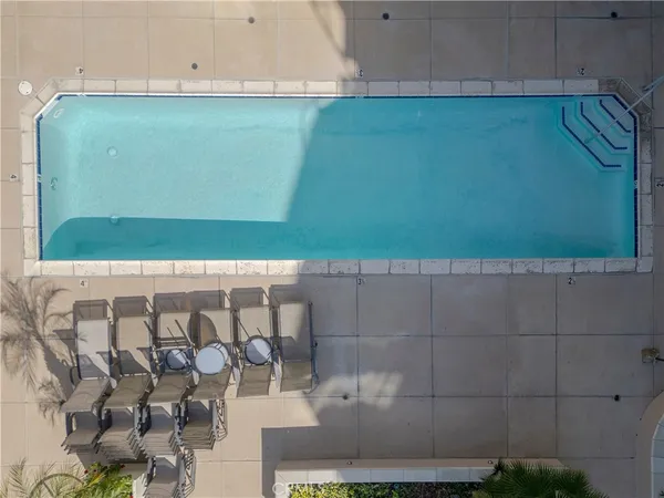 $1,149,000 | 1400 East Ocean Boulevard, Unit 1106, Long Beach, CA 90802