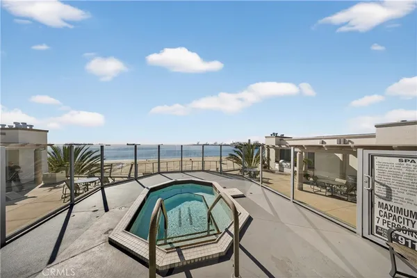$1,149,000 | 1400 East Ocean Boulevard, Unit 1106, Long Beach, CA 90802