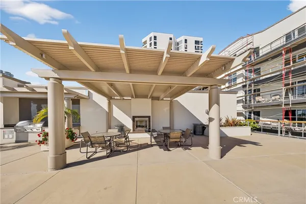 $1,149,000 | 1400 East Ocean Boulevard, Unit 1106, Long Beach, CA 90802