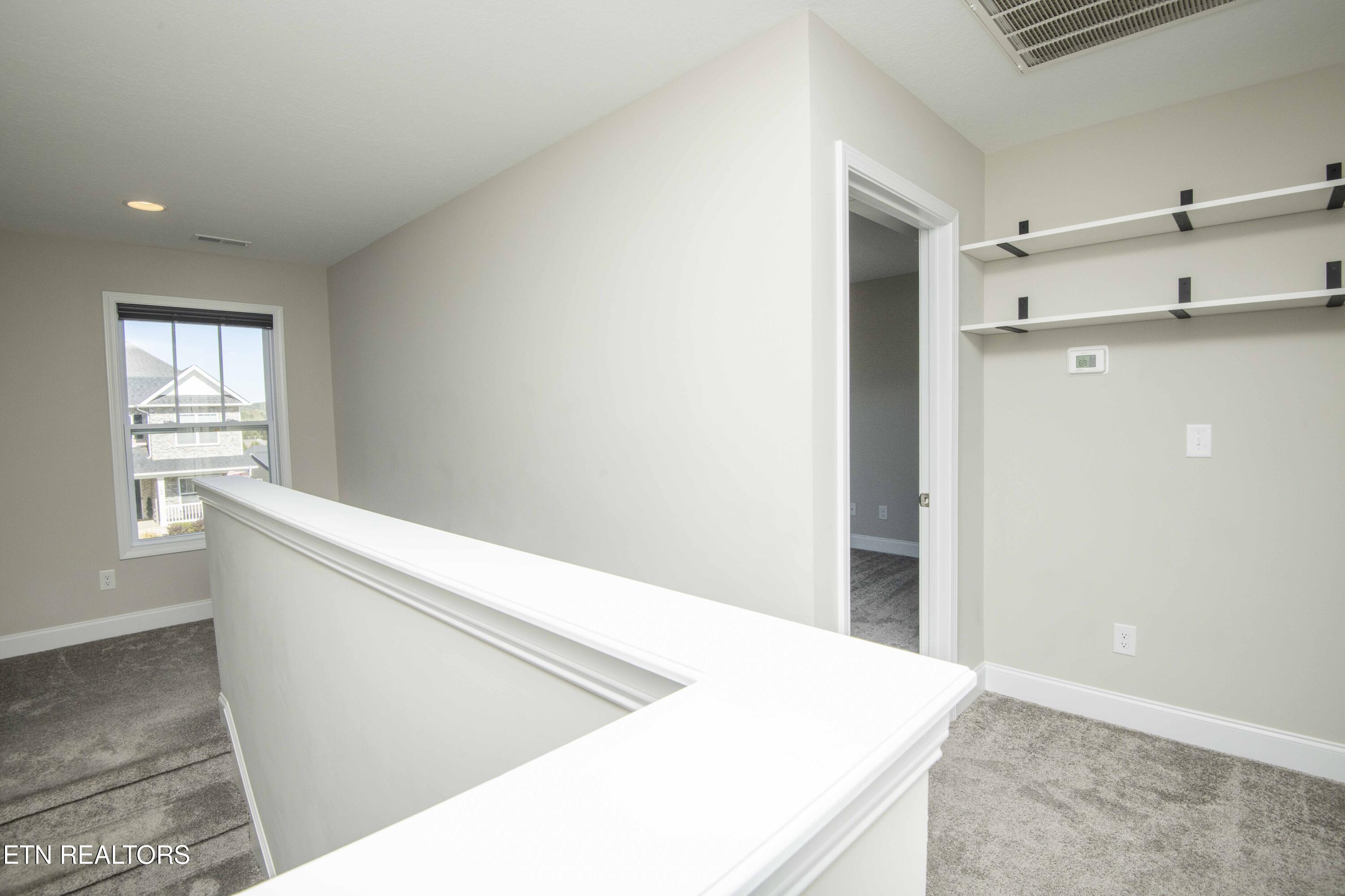 109 Chaseberry Road Oak Ridge, TN 37830 - Photo 19 of 46 landing 1_1