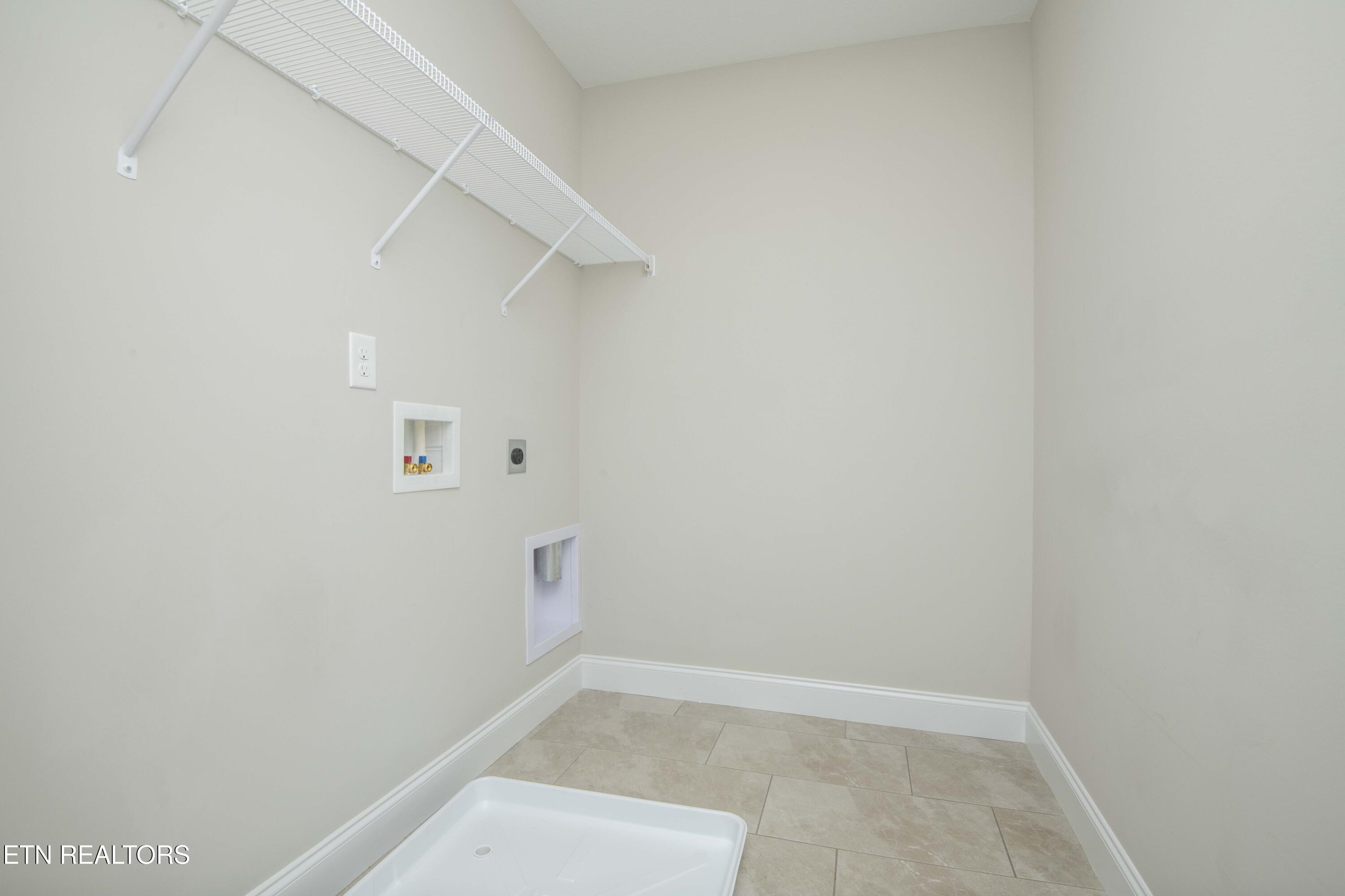 109 Chaseberry Road Oak Ridge, TN 37830 - Photo 27 of 46 laundry_1