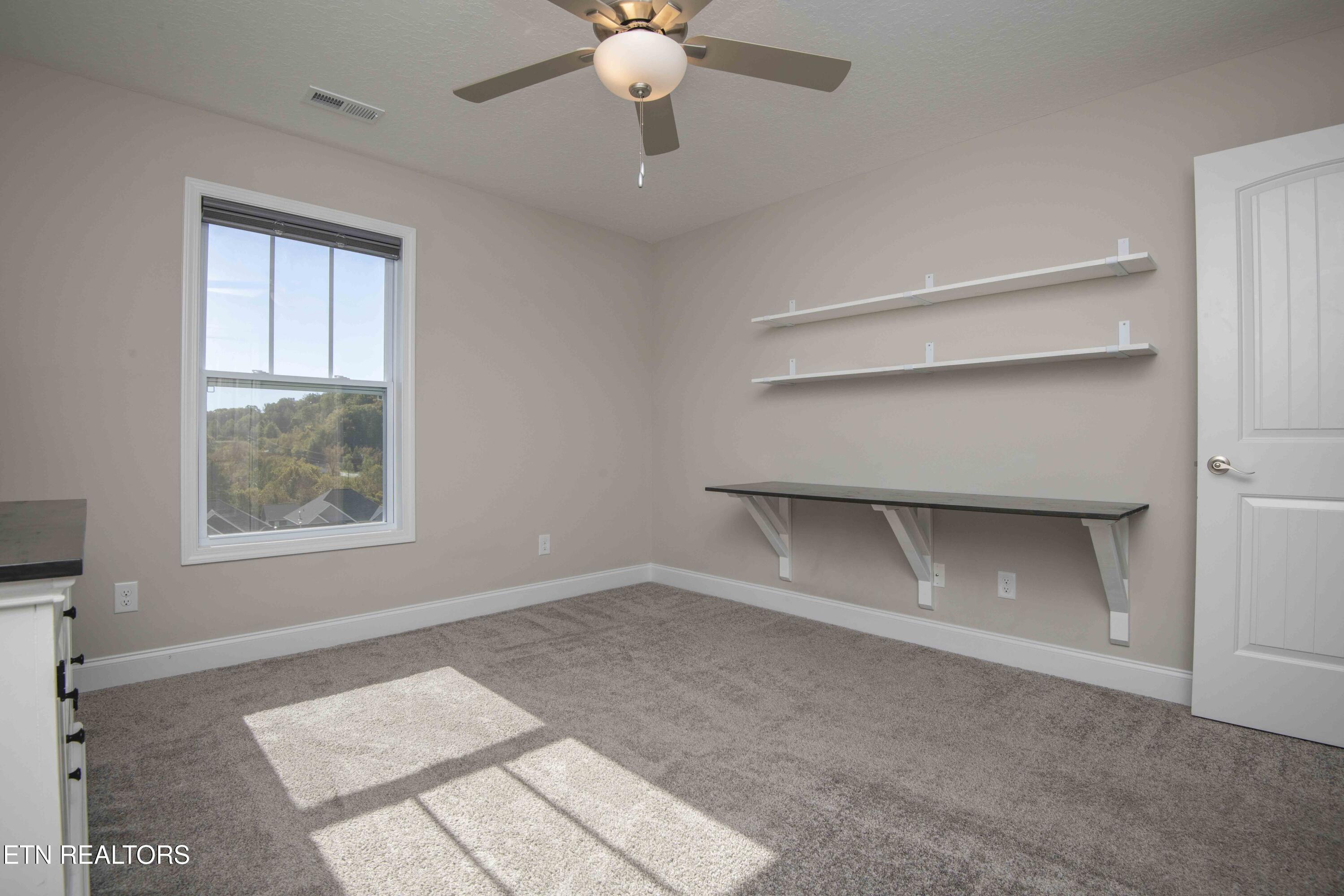 109 Chaseberry Road Oak Ridge, TN 37830 - Photo 31 of 46 third bed 3_1