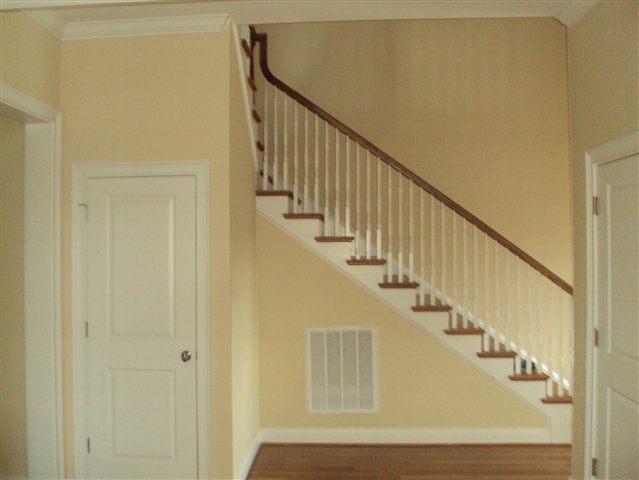 726 Rutherford Road Greenville, SC 29609 - Photo 6 of 11