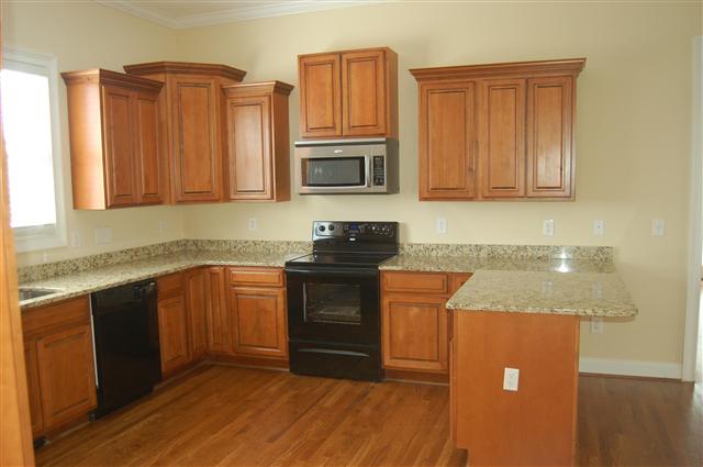 726 Rutherford Road Greenville, SC 29609 - Photo 7 of 11