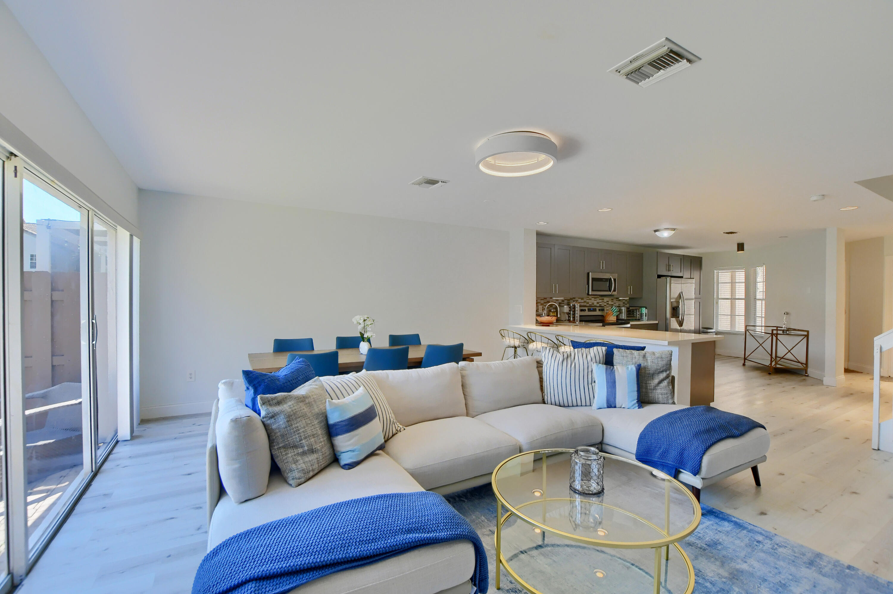 9389 Boca River Circle Boca Raton, FL 33434 - Photo 8 of 37 Living Area