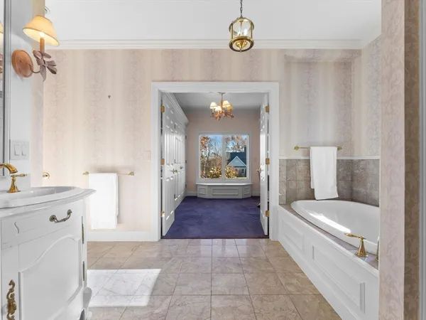 $1,899,900 | 4 Quick Farm Road, Westborough, MA 01581