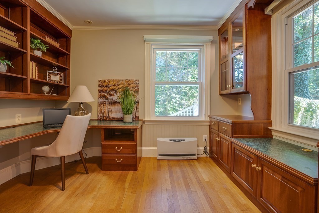 40 Percy Road Lexington, MA 02421 - Photo 18 of 41