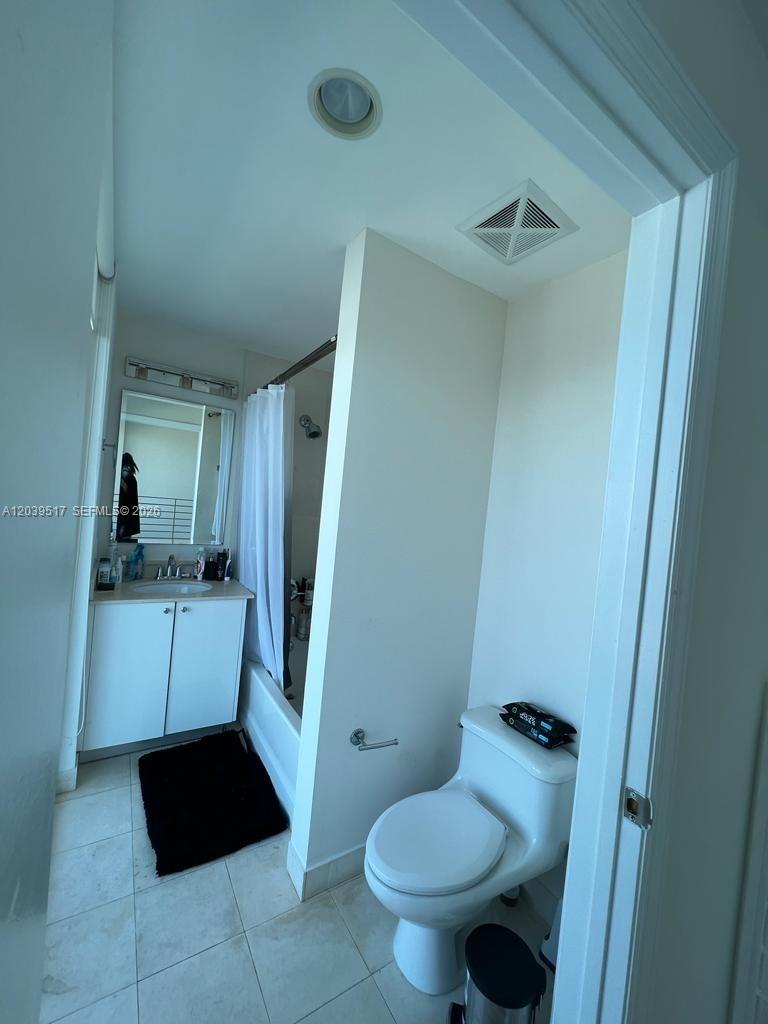 60 Southwest 13th Street, Unit 2819 Miami, FL 33130 - Photo 5 of 14