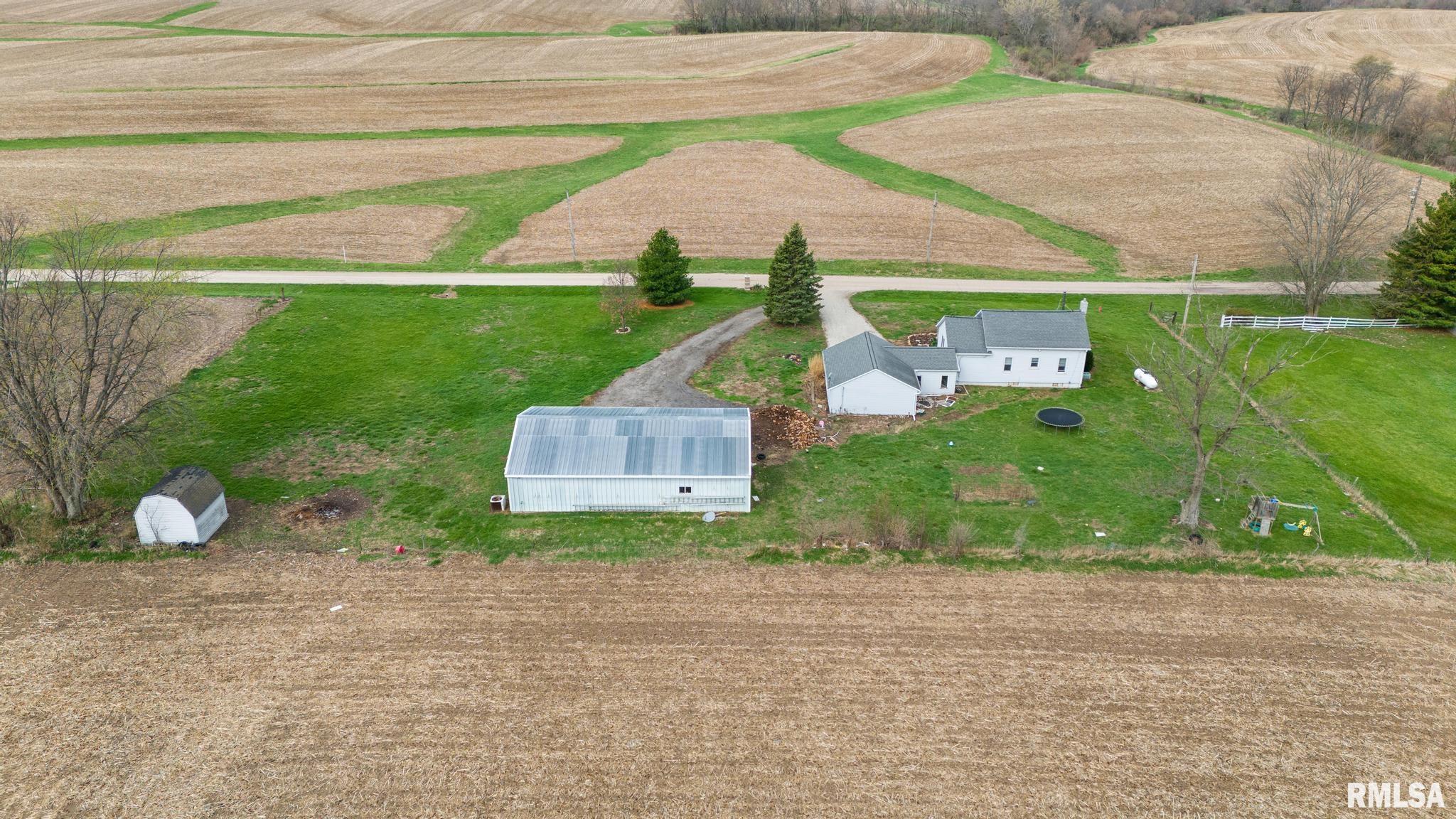 4518 South Hammerich Road Mapleton, IL 61547 - Photo 6 of 24