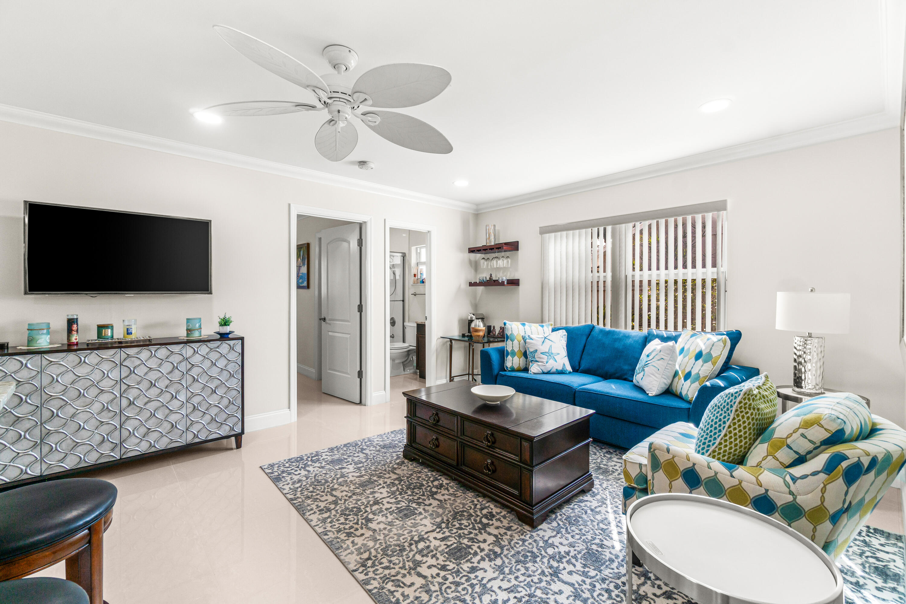 2815 Cormorant Road Delray Beach, FL 33444 - Photo 20 of 50 Family Room