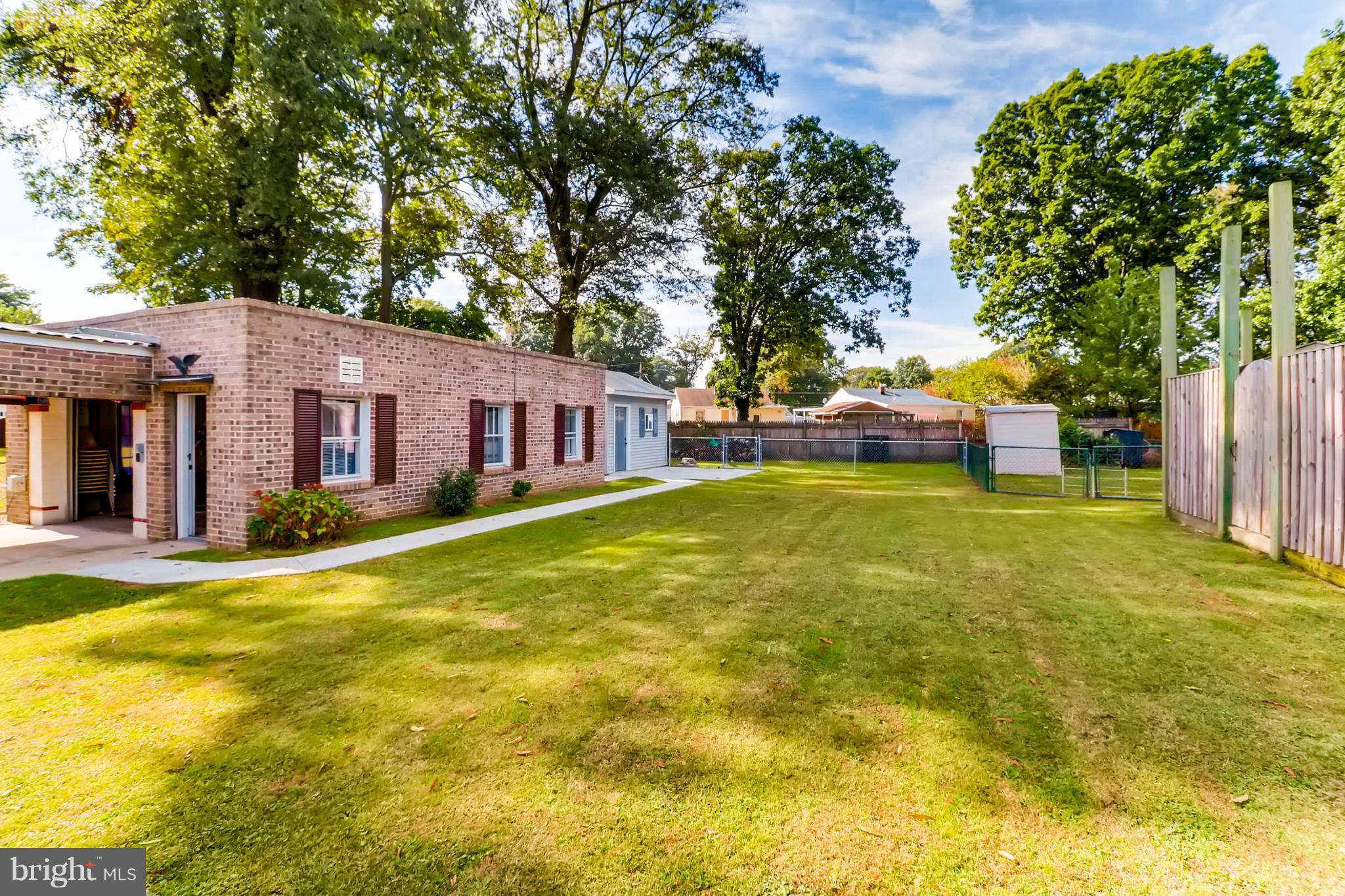 326 Homberg Avenue Baltimore, MD 21221 - Photo 26 of 28 Oversized yard for possible pool or just to enjoy