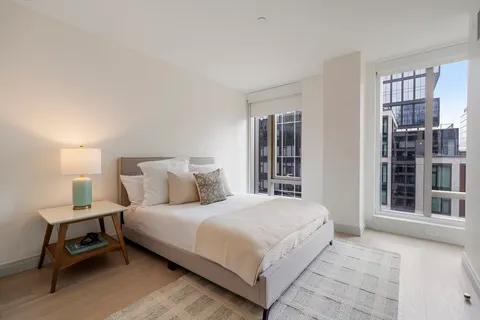 $1,995,000 | 135 Seaport Boulevard, Unit 1609, Boston, MA 02210