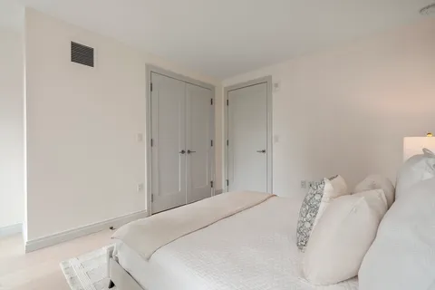 $1,995,000 | 135 Seaport Boulevard, Unit 1609, Boston, MA 02210