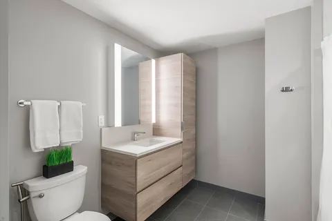 $1,995,000 | 135 Seaport Boulevard, Unit 1609, Boston, MA 02210