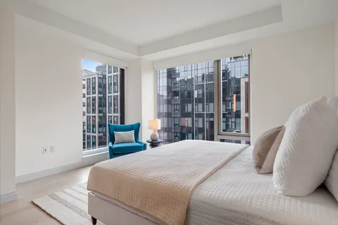 $1,995,000 | 135 Seaport Boulevard, Unit 1609, Boston, MA 02210