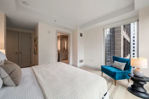 $1,995,000 | 135 Seaport Boulevard, Unit 1609, Boston, MA 02210