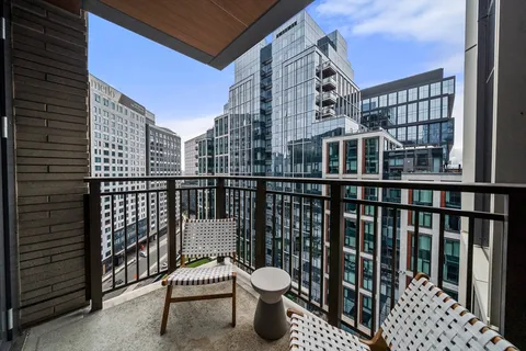 $1,995,000 | 135 Seaport Boulevard, Unit 1609, Boston, MA 02210