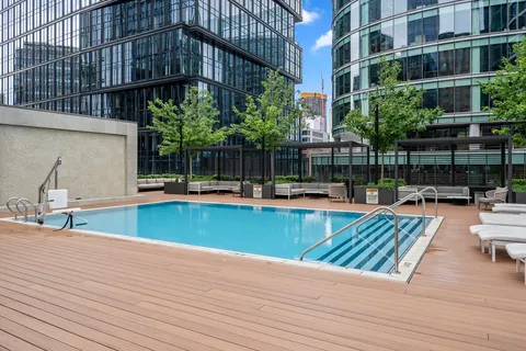 $1,995,000 | 135 Seaport Boulevard, Unit 1609, Boston, MA 02210