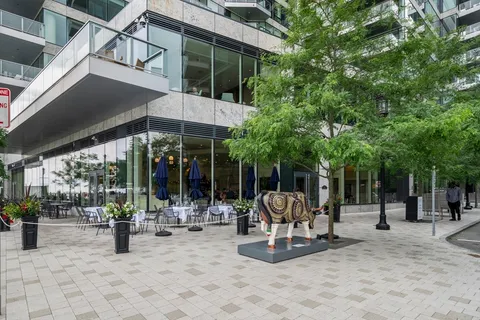 $1,995,000 | 135 Seaport Boulevard, Unit 1609, Boston, MA 02210