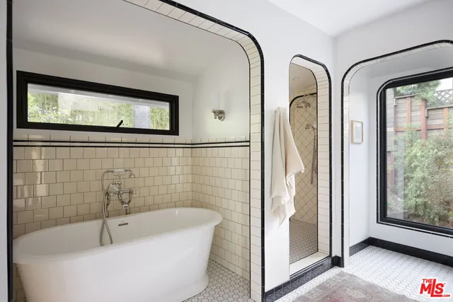 $12,500 | 5692 Holly Oak Drive, Los Angeles, CA 90068