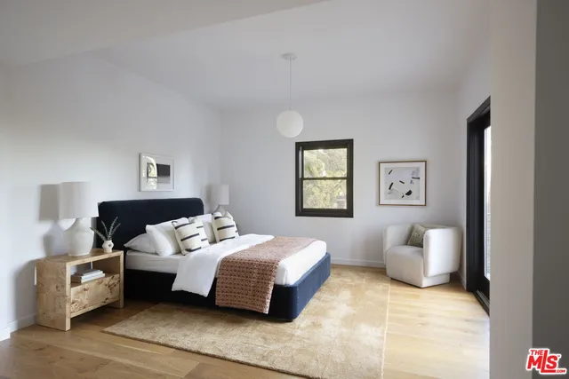 $12,500 | 5692 Holly Oak Drive, Los Angeles, CA 90068