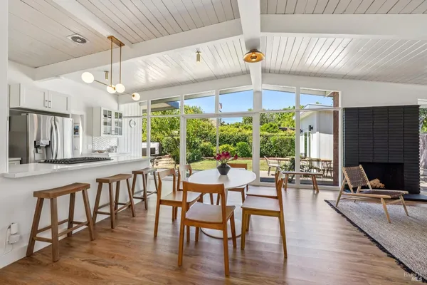 $1,395,000 | 384 Hibiscus Way, San Rafael, CA 94903