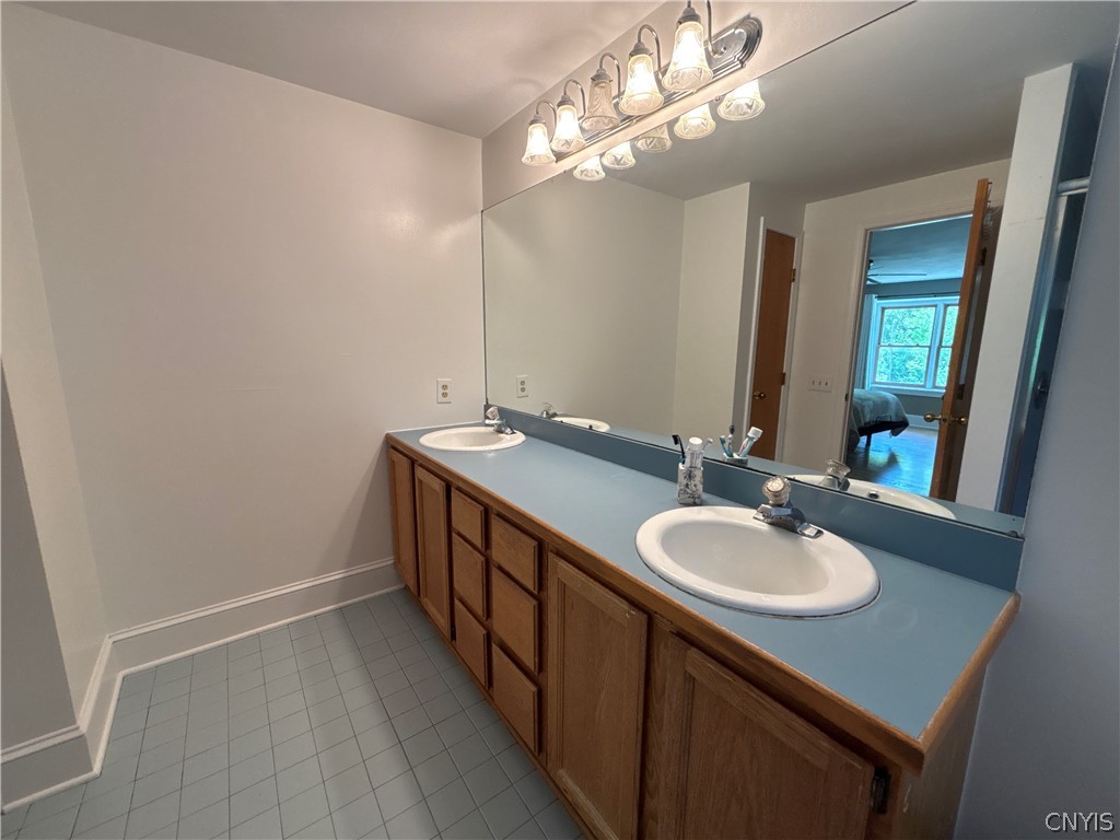 7888 E Ridge Fayetteville, NY 13066 - Photo 32 of 44