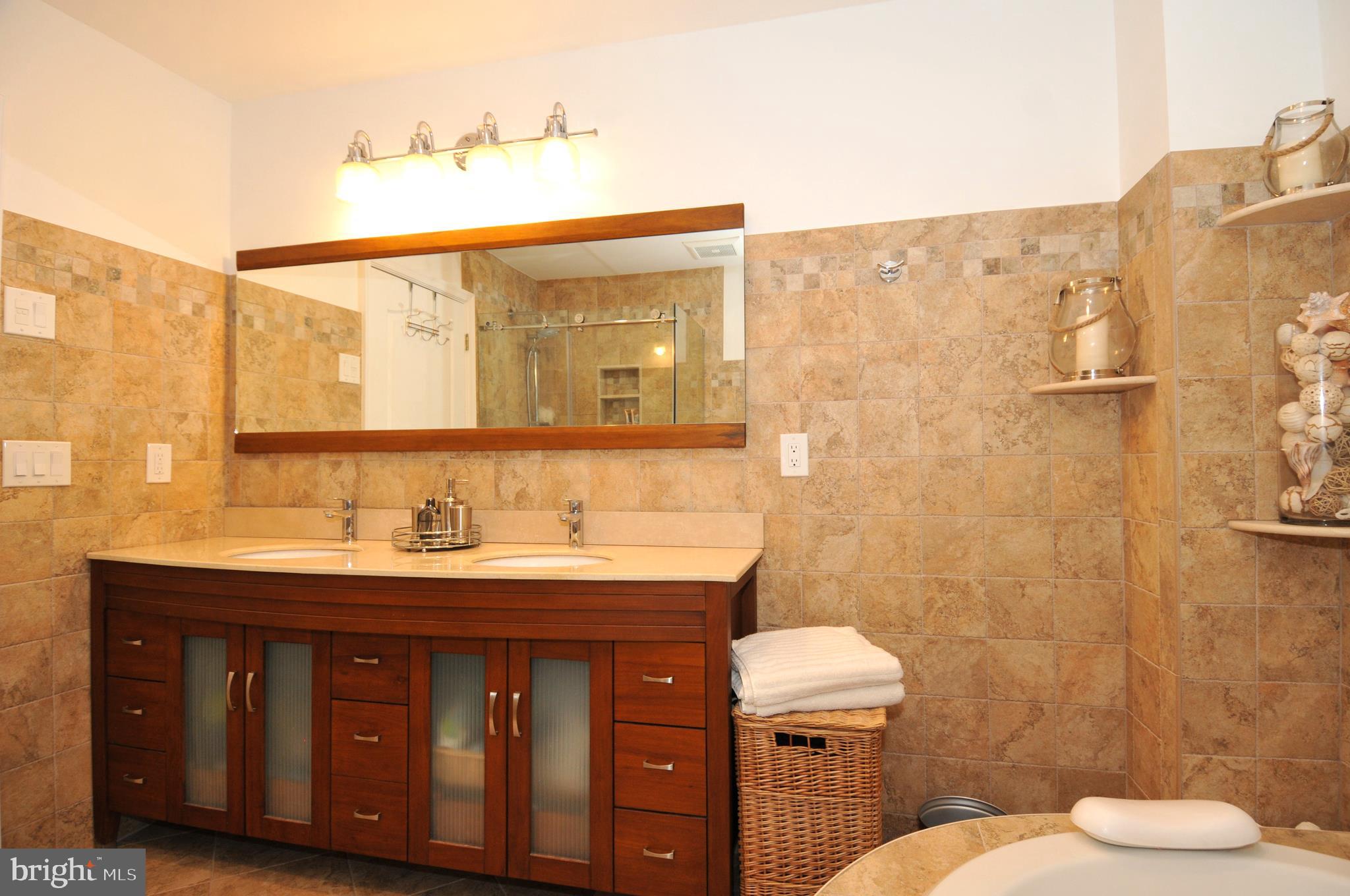 56 Brownstone Road East Windsor, NJ 08520 - Photo 27 of 37