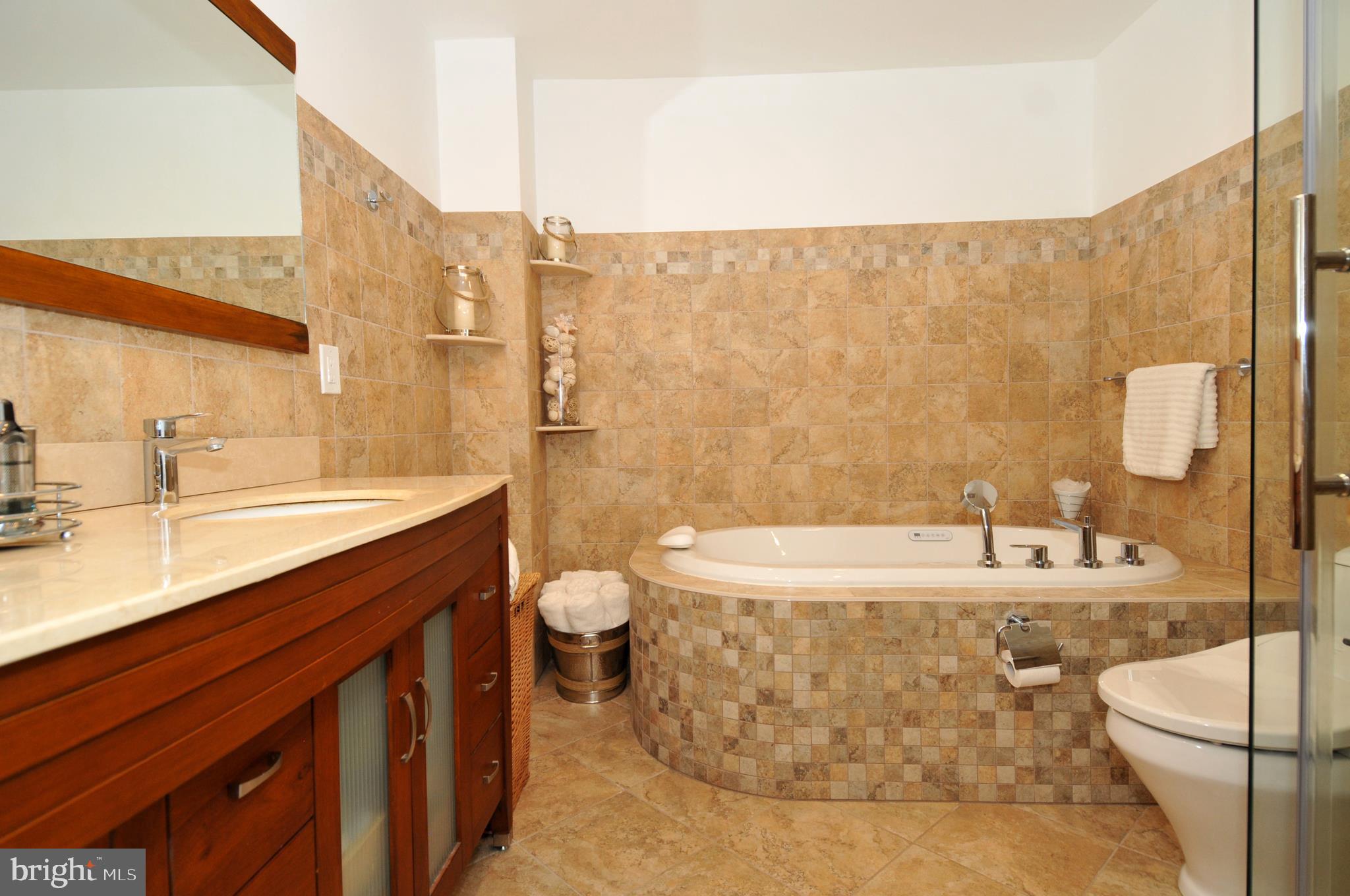 56 Brownstone Road East Windsor, NJ 08520 - Photo 29 of 37
