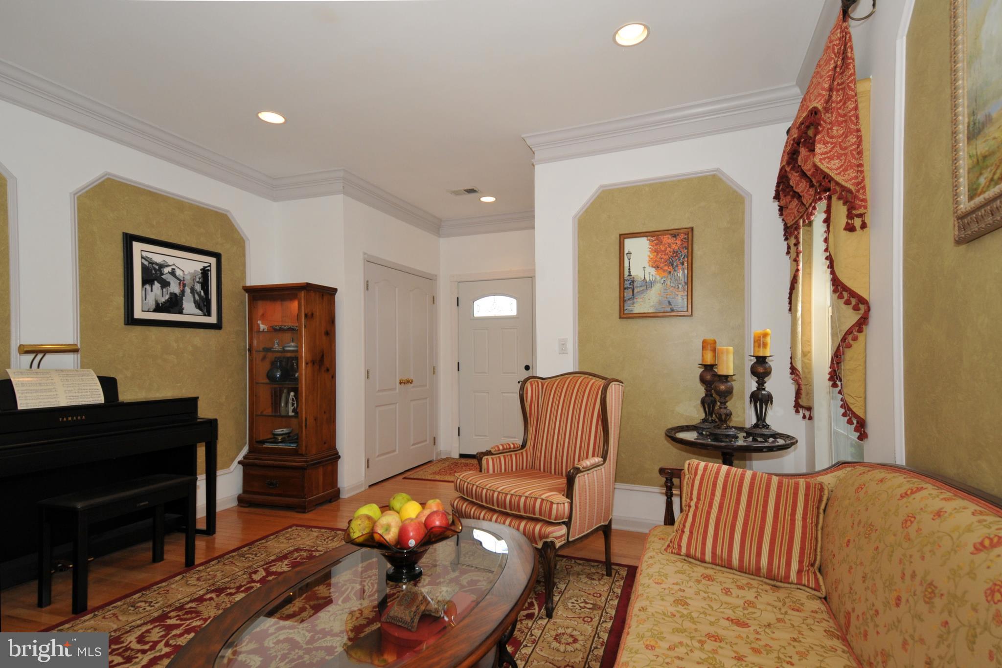 56 Brownstone Road East Windsor, NJ 08520 - Photo 6 of 37