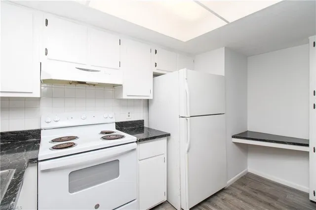 $1,745 | 1184 Cherrystone Court, Naples, FL 34102