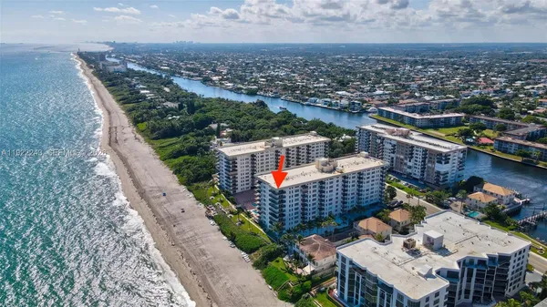 $949,900 | 1149 Hillsboro Mile, Unit 1011, Pompano Beach, FL 33064