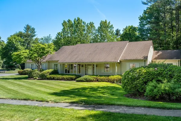 $695,000 | 37 Driftwood Drive, Holden, MA 01520