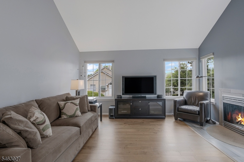 90 Birchwood Road Bedminster, NJ 07921 - Photo 5 of 28 Gallery Image 5
