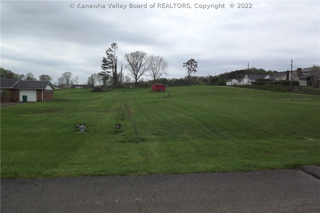 290 Maple Road Hurricane, WV 25526 - Photo 2 of 5 Gallery Image 2