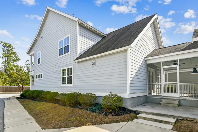 $850,000 | 1009 Oak Bluff Avenue, Charleston, SC 29492