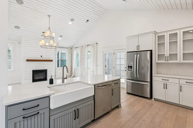 $850,000 | 1009 Oak Bluff Avenue, Charleston, SC 29492