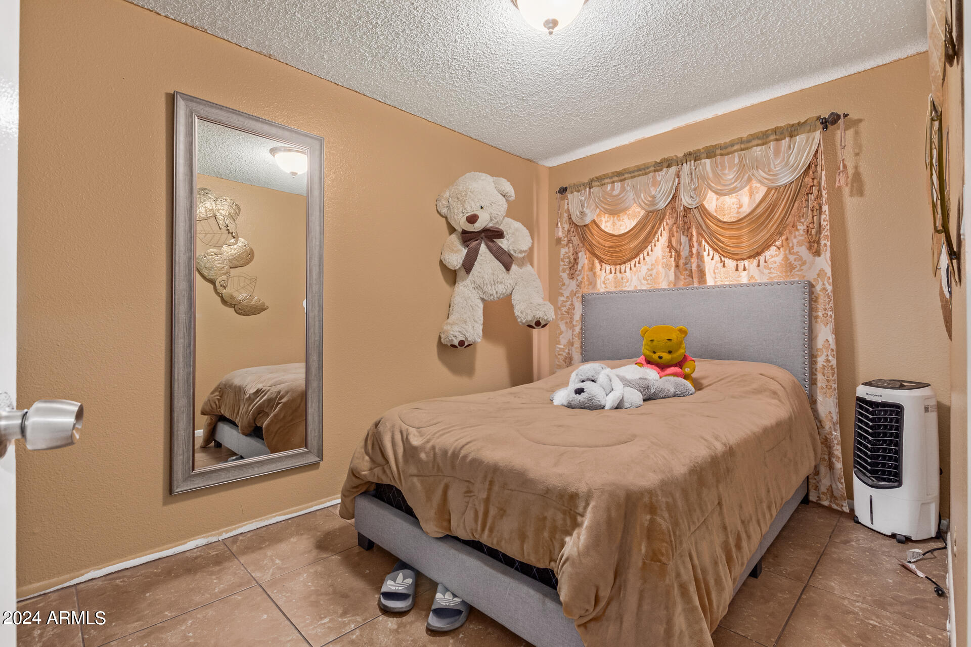 6711 West Osborn Road, Unit 76 Phoenix, AZ 85033 - Photo 16 of 28 16 OSBORN 6711 UNIT 76