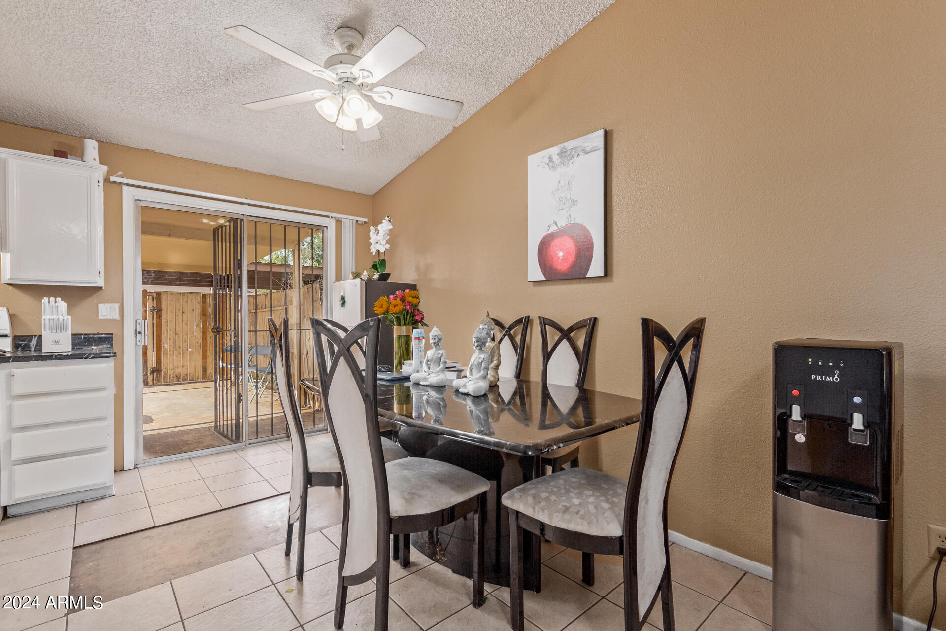 6711 West Osborn Road, Unit 76 Phoenix, AZ 85033 - Photo 9 of 28 09 OSBORN 6711 UNIT 76