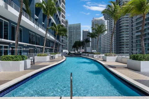 $599,900 | 60 Southwest 13th Street, Unit 2500, Miami, FL 33130